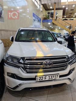 تويوتا لاندكروزر